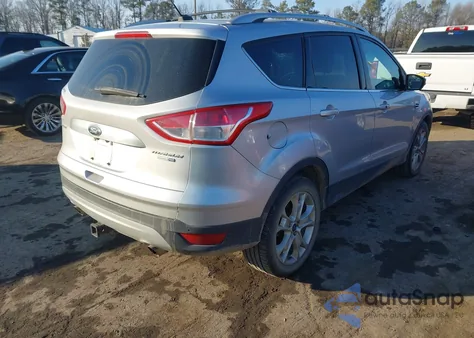 2016 Ford Escape Titanium из США, поврежденный, VIN 1FMCU9J93GUB85310